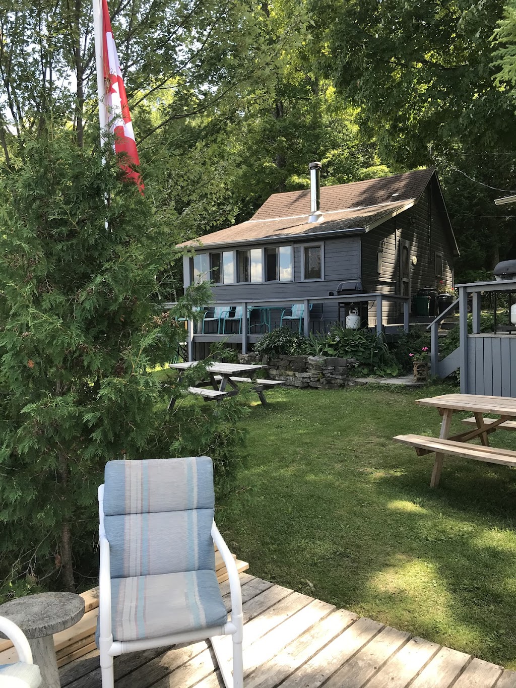 Islandview Cottages | 370 Carveths Marina Rd, Lakefield, ON K0L 2H0, Canada | Phone: (705) 652-0516