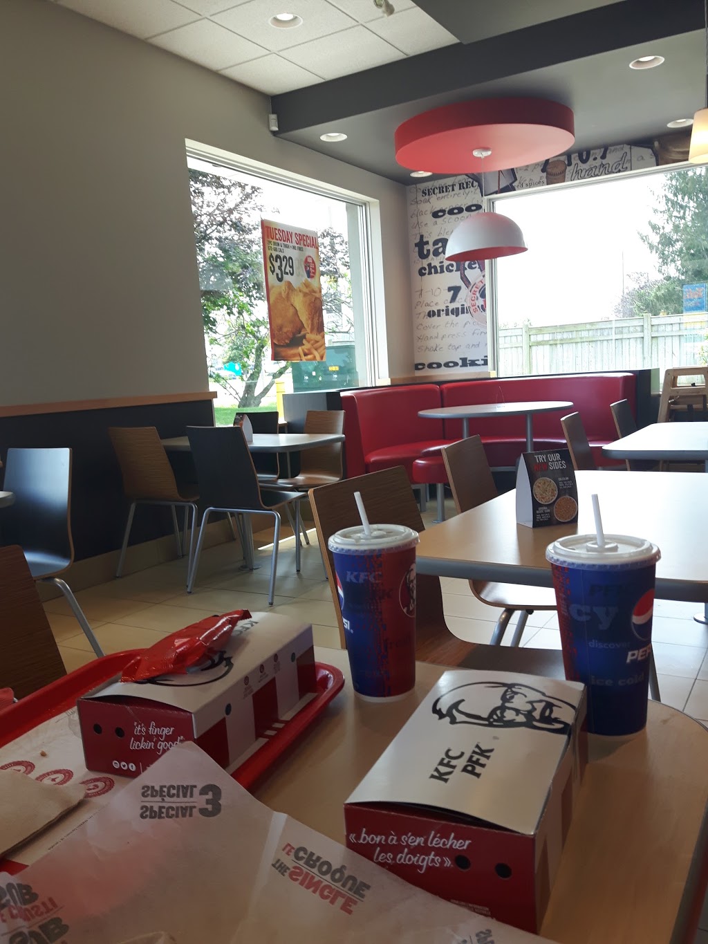 KFC | 1428 Upper James St, Hamilton, ON L9B 1K3, Canada | Phone: (905) 389-1599