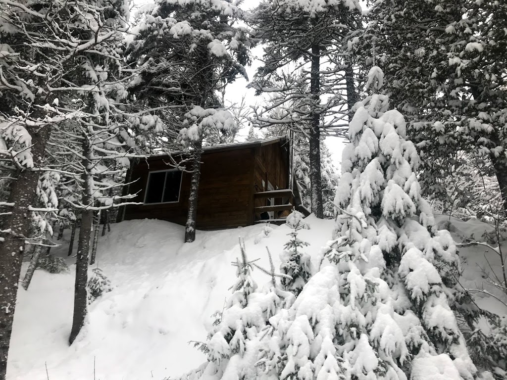 Refuge La Boule | Sainte-Émélie-de-lÉnergie, QC J0K, Canada | Phone: (866) 266-2730