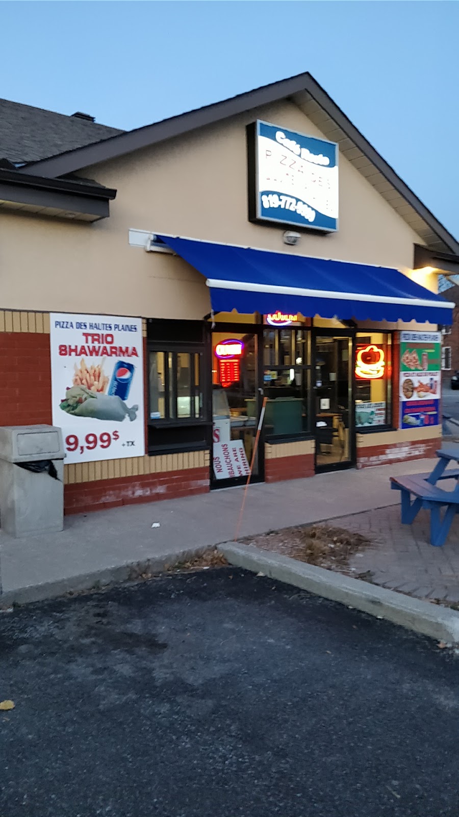 Pizza Des Hautes Plaines | 760 Boulevard des Hautes-Plaines, Gatineau, QC J8Z 3N3, Canada | Phone: (819) 772-9999