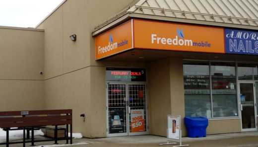 Freedom Mobile | Cedar Heights Plaza, 665 Markham Rd Unit 5, Scarborough, ON M1H 2A4, Canada | Phone: (647) 771-7299