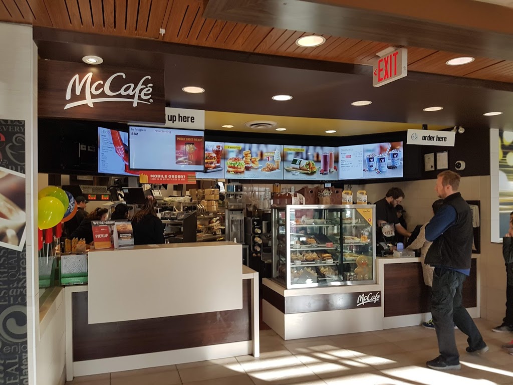 McDonalds | 2106 Whatcom Rd, Abbotsford, BC V3G 2K8, Canada | Phone: (604) 859-2050