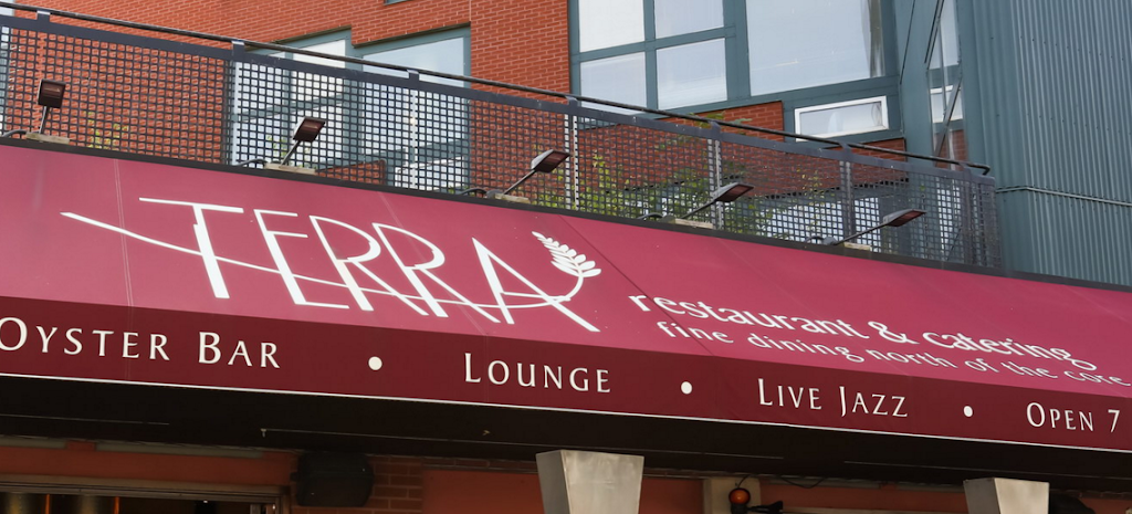 Terra Restaurant | 8199 Yonge St, Thornhill, ON L3T 2C6, Canada | Phone: (905) 731-6161