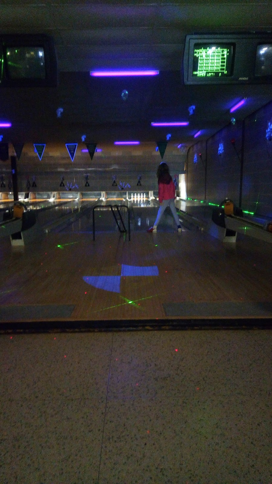 Chatelanes Bowling | 12011 Hwy 17, Sturgeon Falls, ON P2B 2S7, Canada | Phone: (705) 753-1160