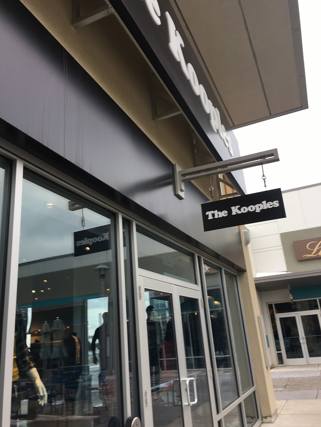 The Kooples | 13850 Steeles Ave, Halton Hills, ON L7G 0J1, Canada | Phone: (905) 878-2229