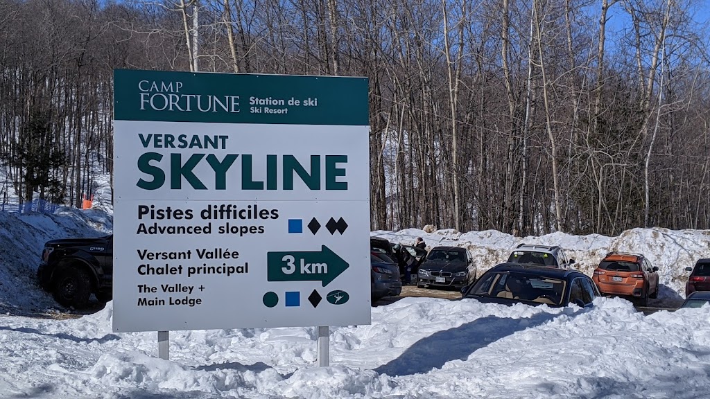 Skyline Lodge, Camp Fortune | 382 Chem. du Lac Meech, Chelsea, QC J9B 1H9, Canada | Phone: (819) 827-1717