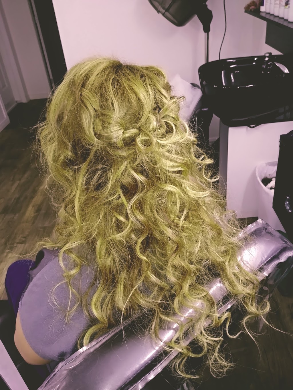 Cynthia Blouin coiffure | 695 Boulevard Saint-Charles, Saint-Charles-de-Drummond, QC J2C 4Y3, Canada | Phone: (819) 818-7781