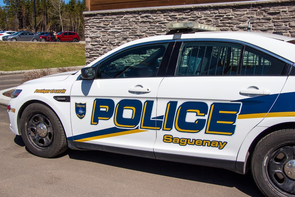 Police Municipale | 2890 Pl. Davis, Jonquière, QC G7S 5K4, Canada | Phone: (418) 699-6000