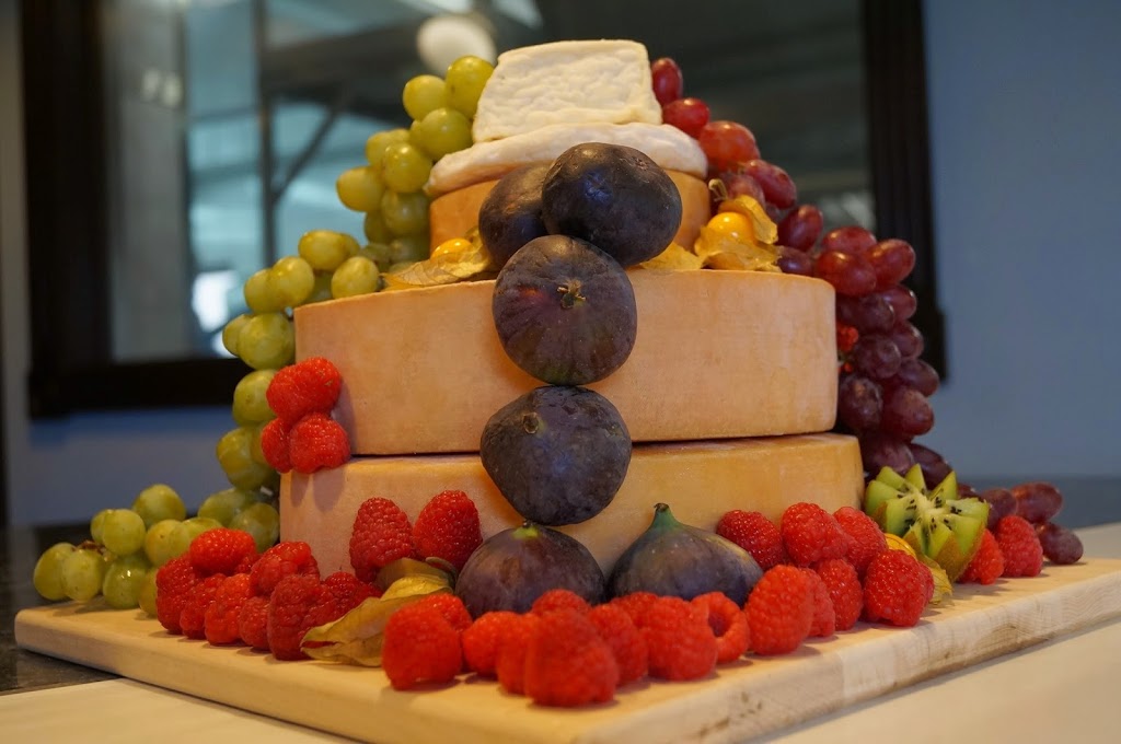 Fromagerie Du Champ à la Meule inc. | 3601 Rue Principale, Notre-Dame-de-Lourdes, QC J0K 1K0, Canada | Phone: (450) 753-9217