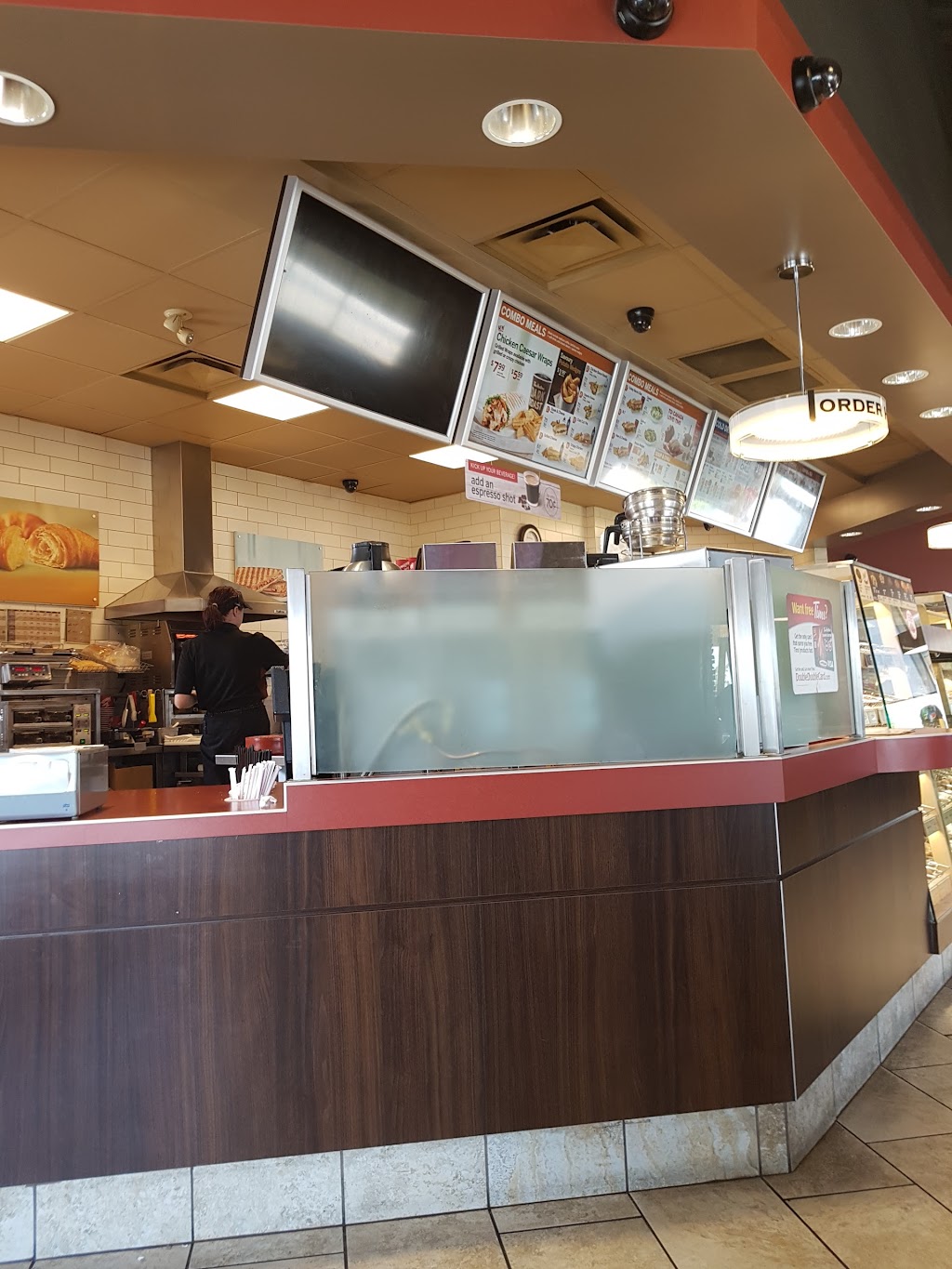 Tim Hortons | 115 Sunridge Rd W, Lethbridge, AB T1J 0N9, Canada | Phone: (403) 331-0214