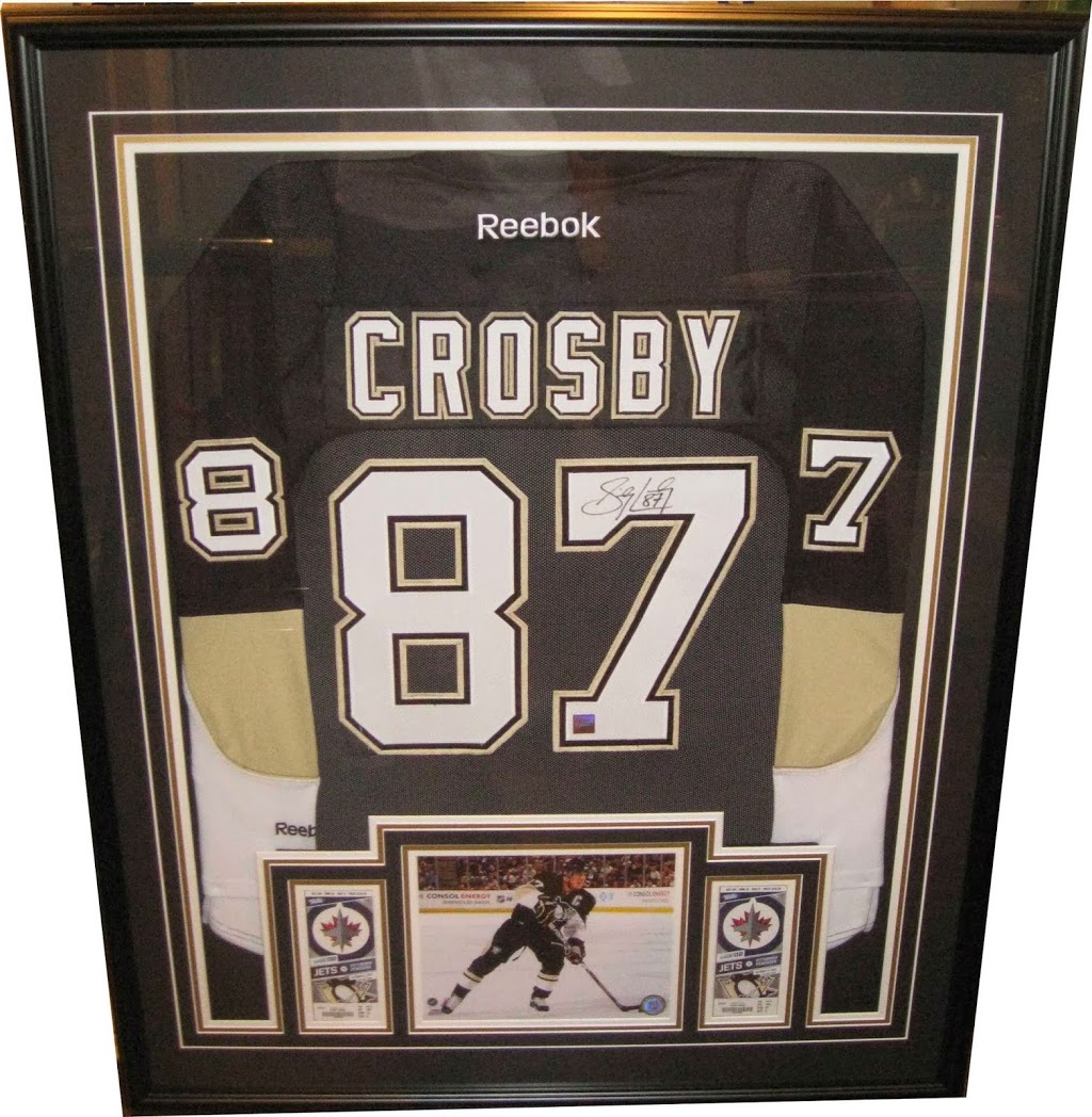 Joe Daleys Sports & Framing | 513 St Marys Rd, Winnipeg, MB R2M 3L2, Canada | Phone: (204) 783-8430