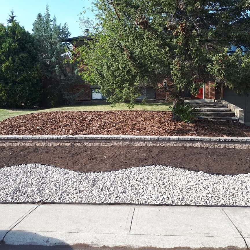 Rapid maintenance and landscaping | 113 Temple Dr NE, Calgary, AB T0M 1S0, Canada | Phone: (587) 889-0383