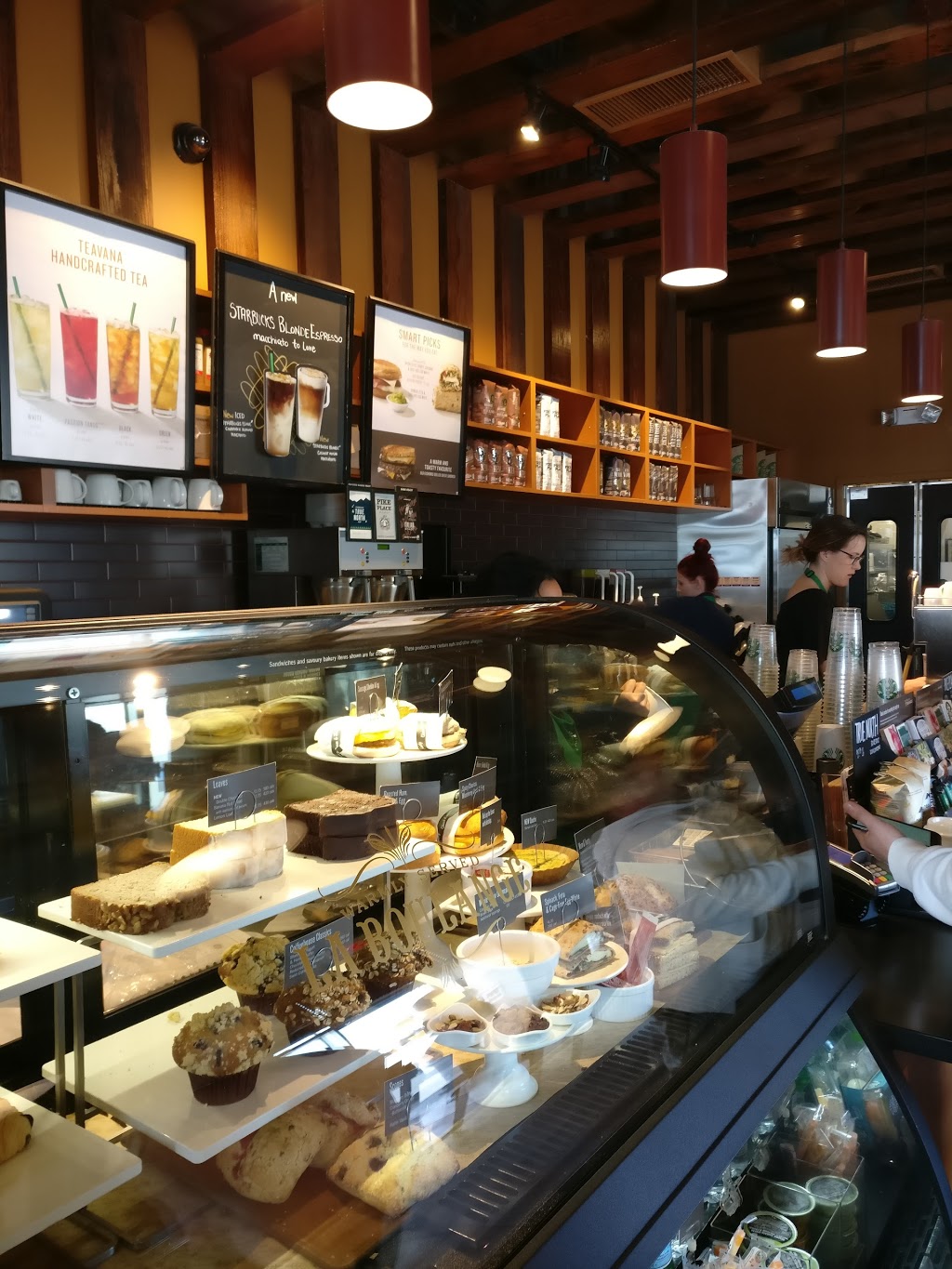 Starbucks | 1350 Baseline Rd, Ottawa, ON K2C 0A9, Canada | Phone: (613) 226-8606