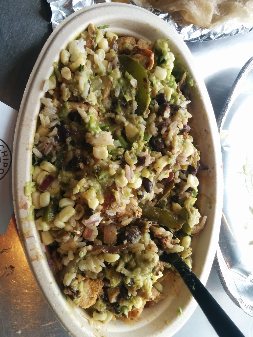 Chipotle Mexican Grill | 2901 Major MacKenzie Dr W building c unit 1, Maple, ON L6A 3N9, Canada | Phone: (905) 303-3365