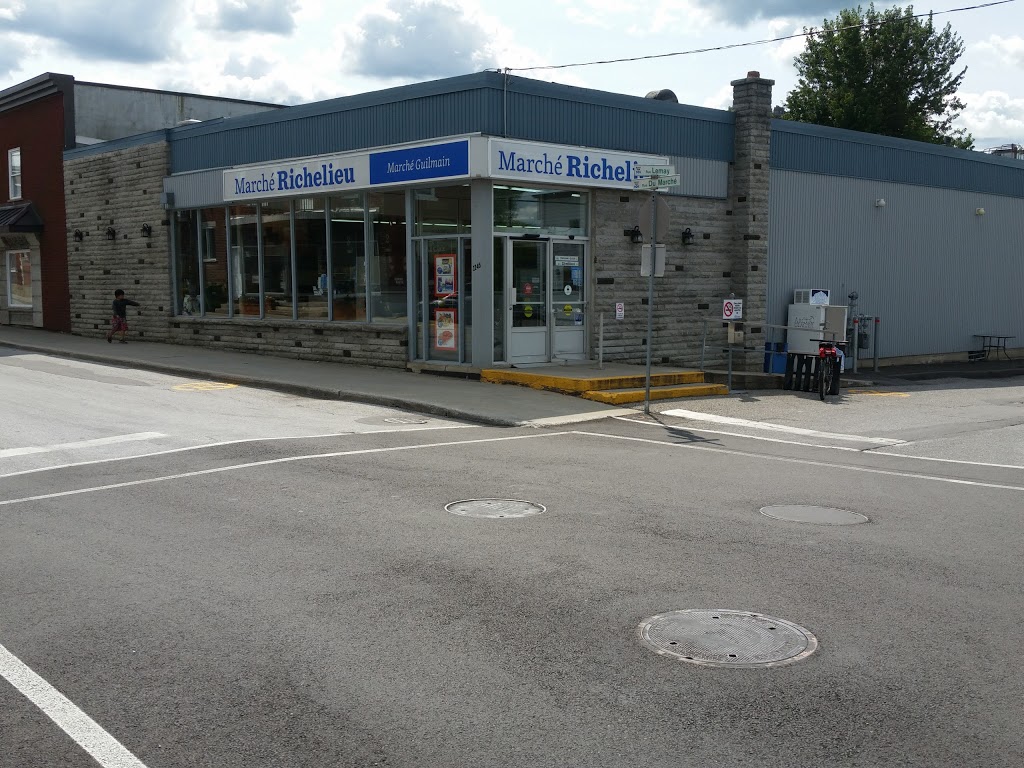 Marché Richelieu - Marché Guilmain | 1145 Rue du Marché, Acton Vale, QC J0H 1A0, Canada | Phone: (450) 546-2759