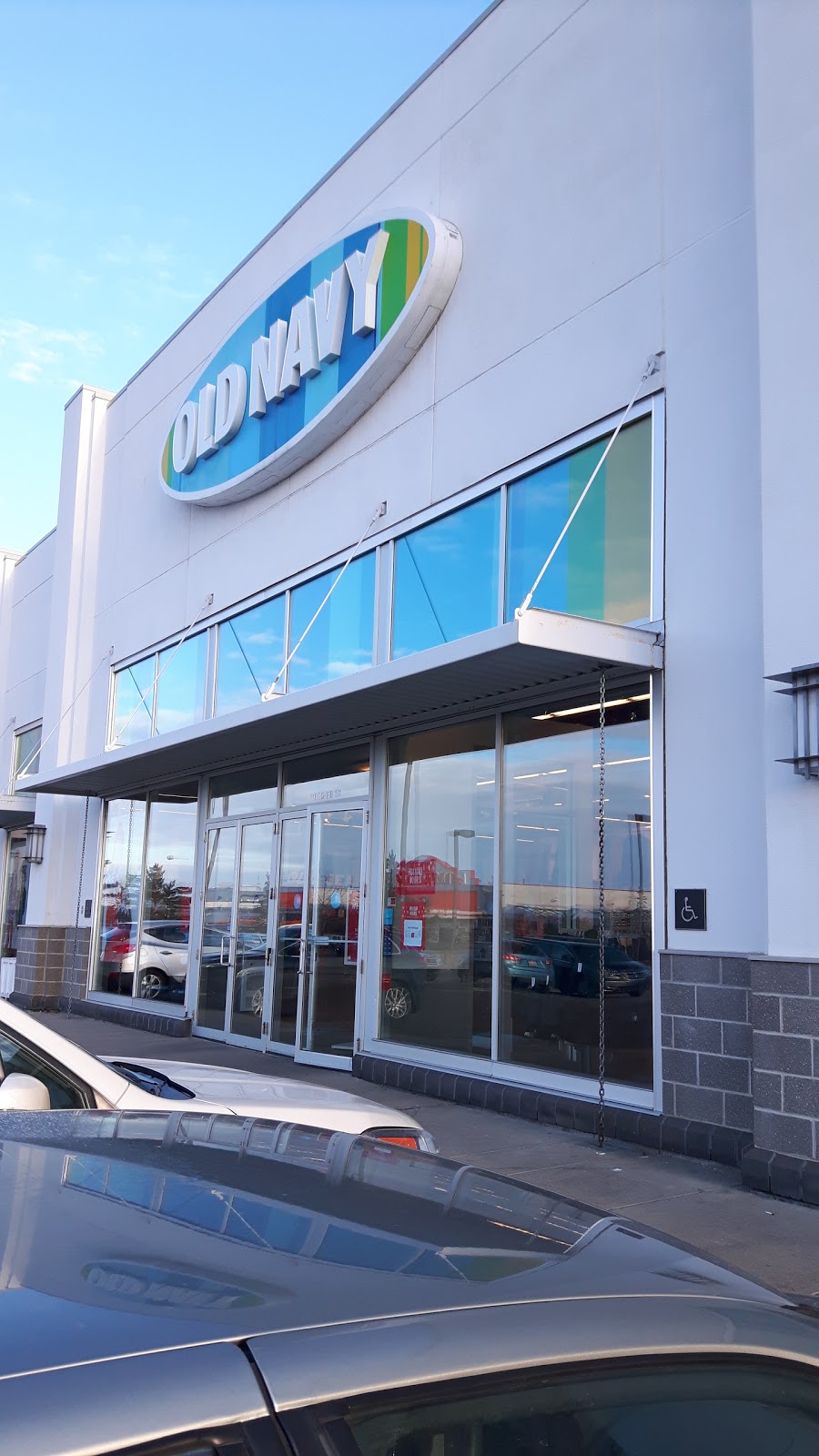 Old Navy | 1978 99 St NW, Edmonton, AB T6N 1K9, Canada | Phone: (780) 462-1514