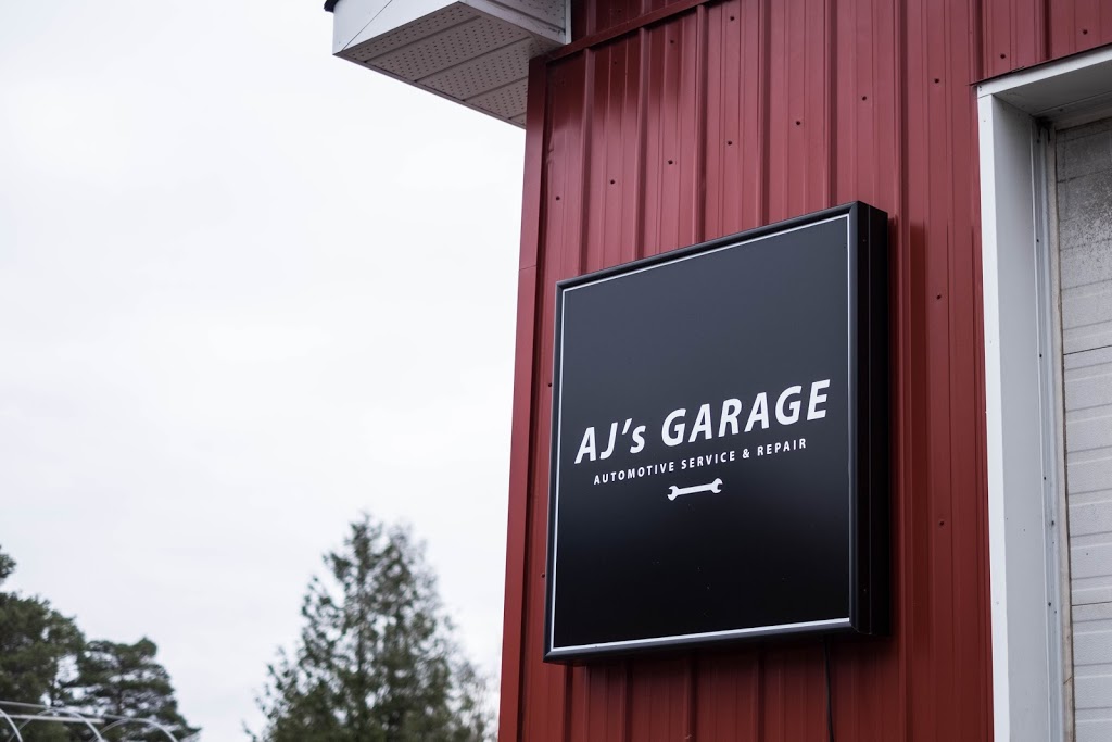 AJs Garage | 2440 Leitrim Rd building c, Gloucester, ON K1T 3V3, Canada | Phone: (613) 797-0045