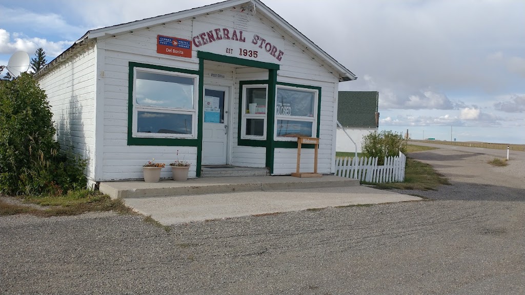 Del Bonita General Store | 1935 AB-62, Del Bonita, AB T0K 0S0, Canada | Phone: (403) 758-6444