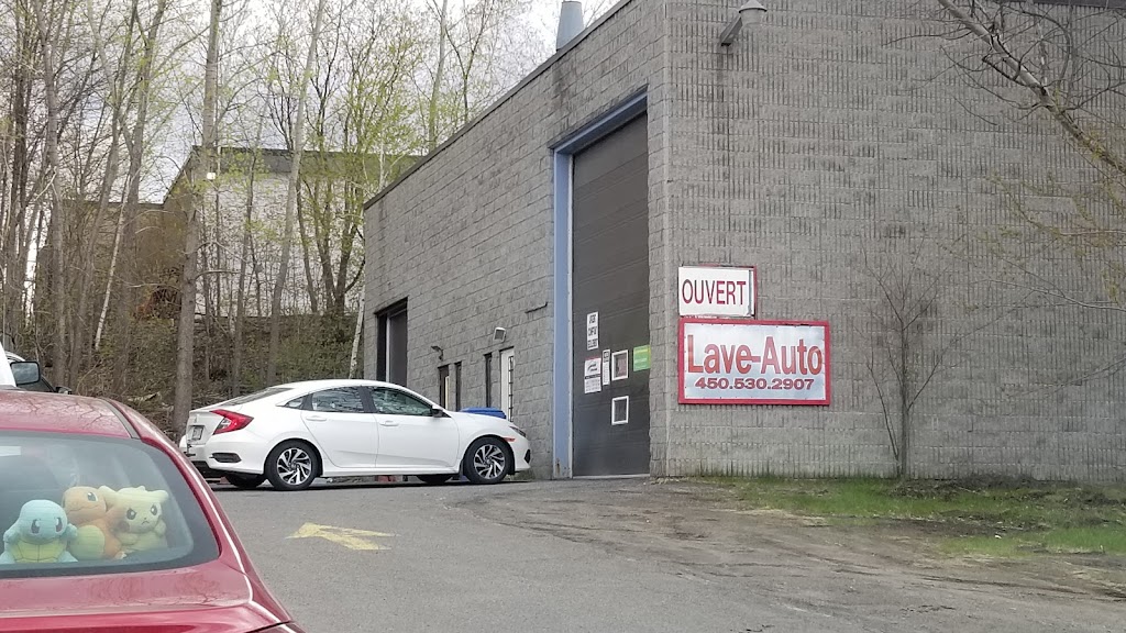 Lave Auto Ultranet | 307 Rue Scott, Saint-Jérôme, QC J7Z 1H3, Canada | Phone: (450) 530-2907