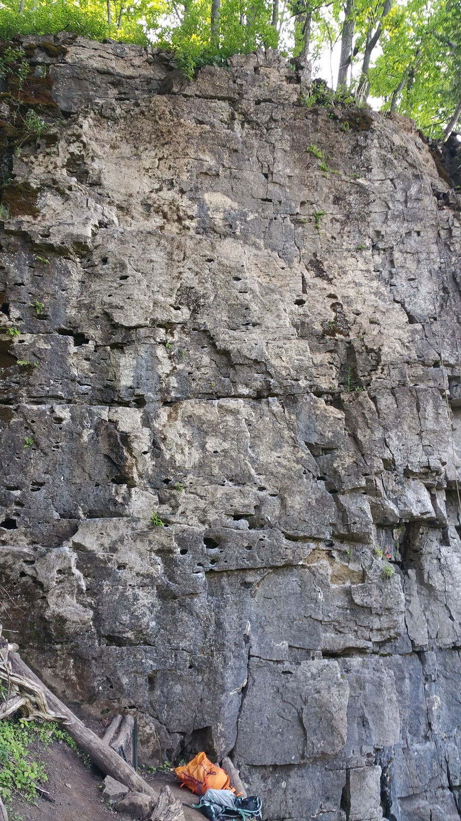 The Turtle Climbing Crag | Burlington, ON L7M 0T7, Canada | Phone: (905) 336-1158