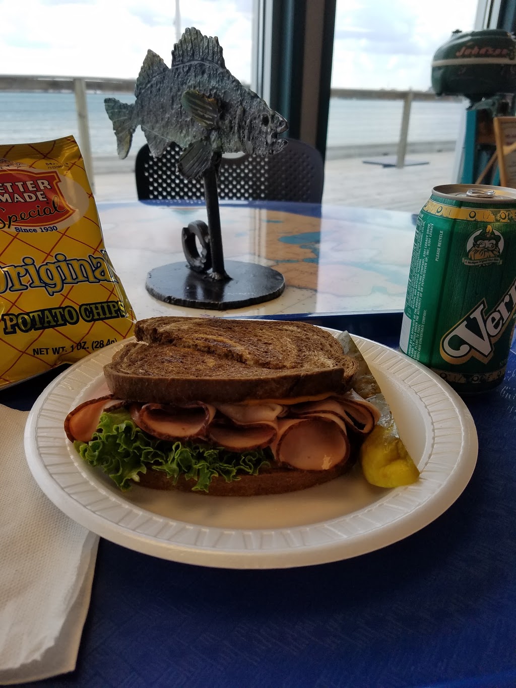 Backstreets Waterfront Deli | 51 Water St, Port Huron, MI 48060, USA | Phone: (810) 985-4857