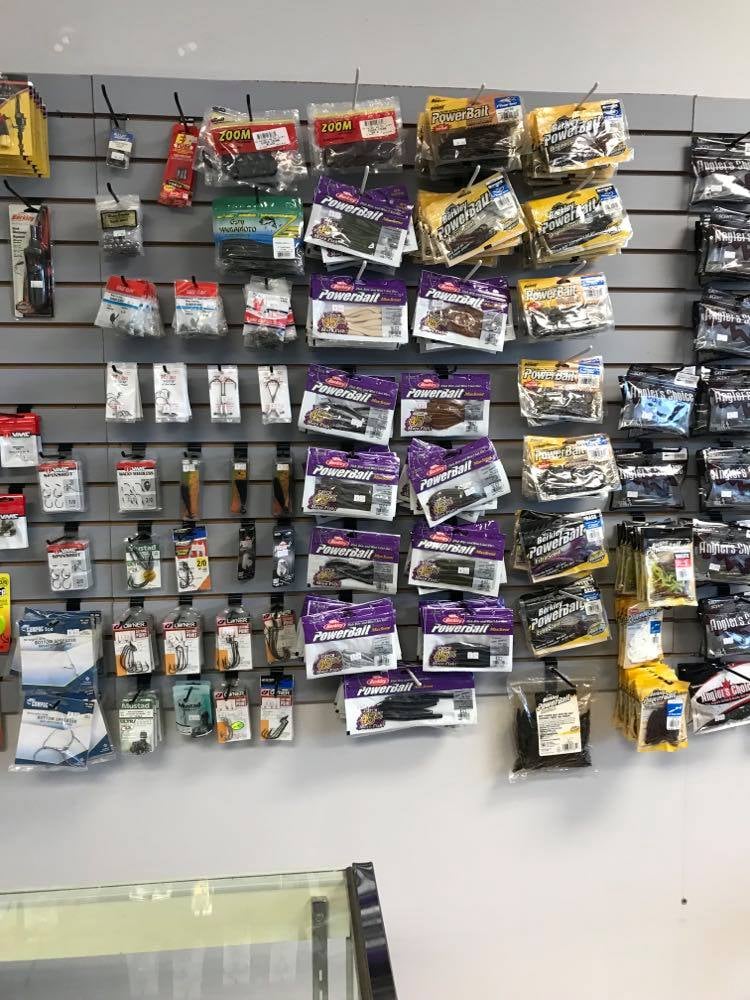 Big Rideau Tackle | 207 Brockville St #4, Smiths Falls, ON K7A 3Z3, Canada | Phone: (613) 284-8284