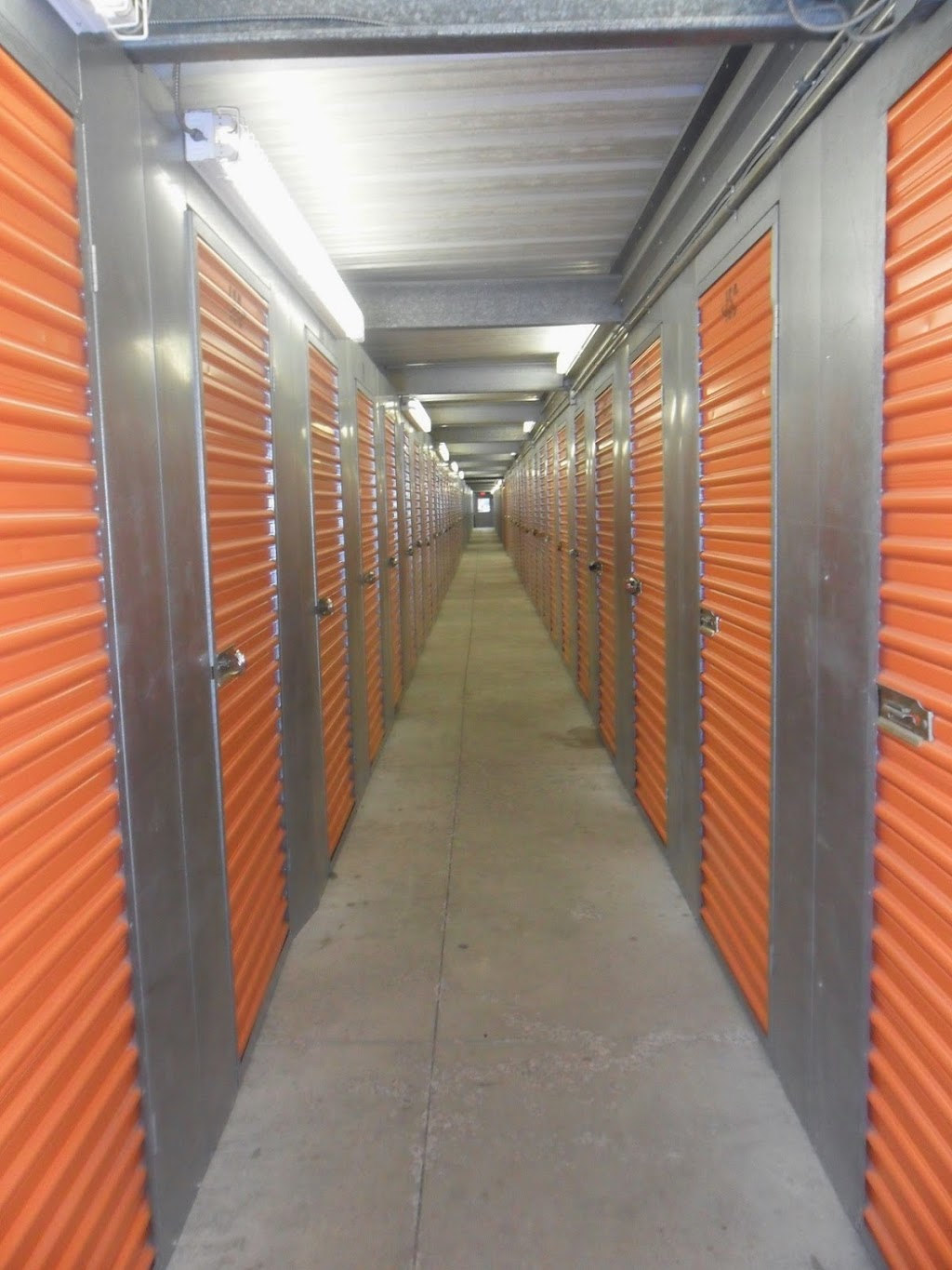 Campbell Street Mini Storage | 489 Campbell St, Sarnia, ON N7T 2J1, Canada | Phone: (519) 337-8448