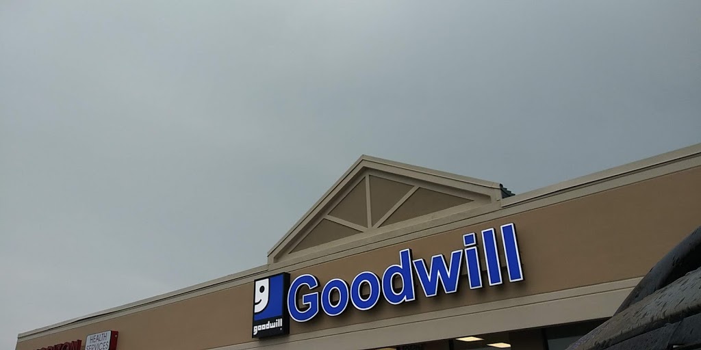 Goodwill Store & Donation Center | 6530 Niagara Falls Blvd, Niagara Falls, NY 14304, USA | Phone: (716) 215-6007