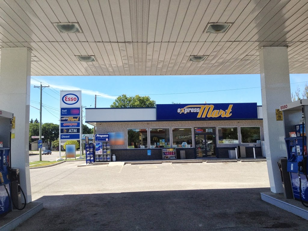 Esso | 25 A Thornhill St, Morden, MB R6M 1P3, Canada | Phone: (204) 822-1492