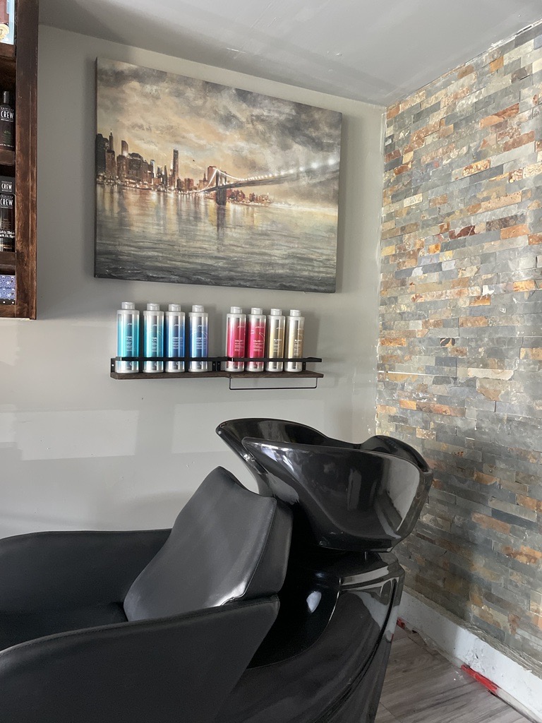 Rudys Hair Studio | 23 Midhope Way, Brampton, ON L6Y 4Y8, Canada | Phone: (416) 953-8850