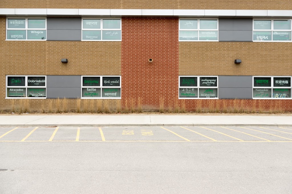 Anne J. MacArthur Public School | 820 Farmstead Dr, Milton, ON L9T 8J6, Canada | Phone: (905) 878-2076