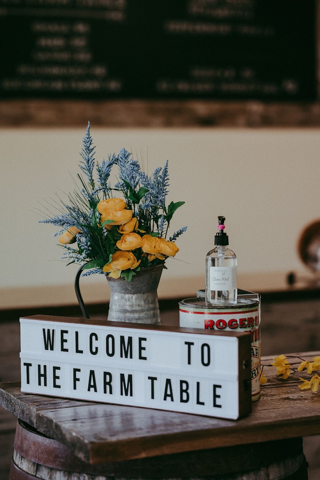 The Farm Table | 104 10th Ave, Carstairs, AB T0M 0N0, Canada | Phone: (403) 813-2400