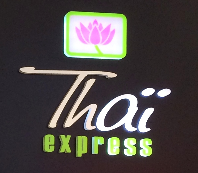 Thai Express | 3035 Boulevard le Carrefour, Laval, QC H7T 1C7, Canada | Phone: (450) 682-8862