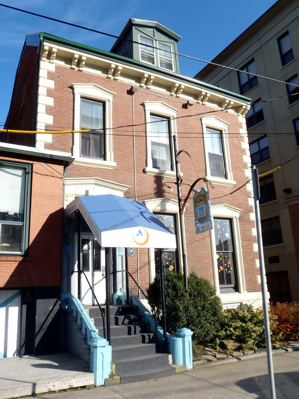 Halifax International Hostel | 1253 Barrington St, Halifax, NS B3J 1Y3, Canada | Phone: (902) 422-3863