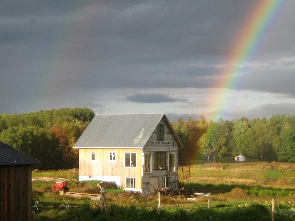 Bonsens Excavation | 2470 Chem. Griffin, Stanstead, QC J0B 3E3, Canada | Phone: (819) 876-7146