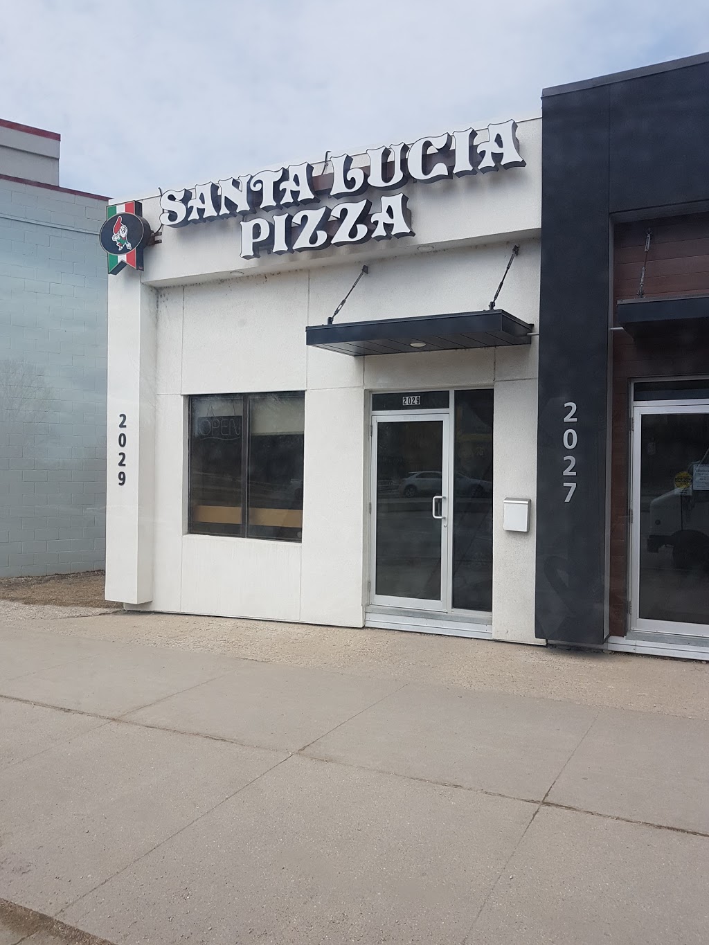 Santa Lucia Pizza Portage | 2029 Portage Ave, Winnipeg, MB R3J 0K6, Canada | Phone: (204) 889-8989