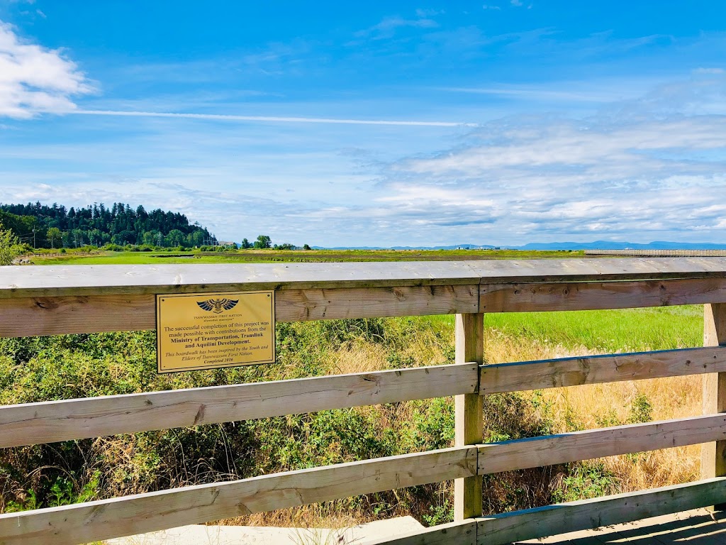 Tsawwassen Landing Boardwalk | 1926 Tsawwassen Dr N, Tsawwassen, BC V4M 4G4, Canada