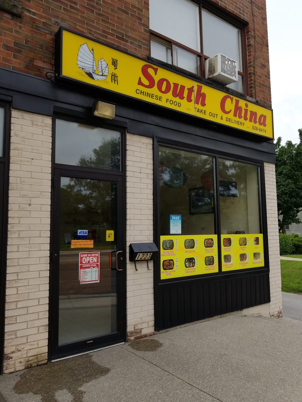 South China Chinese Food | 1223 Main St W, Hamilton, ON L8S 1C3, Canada | Phone: (905) 528-8474