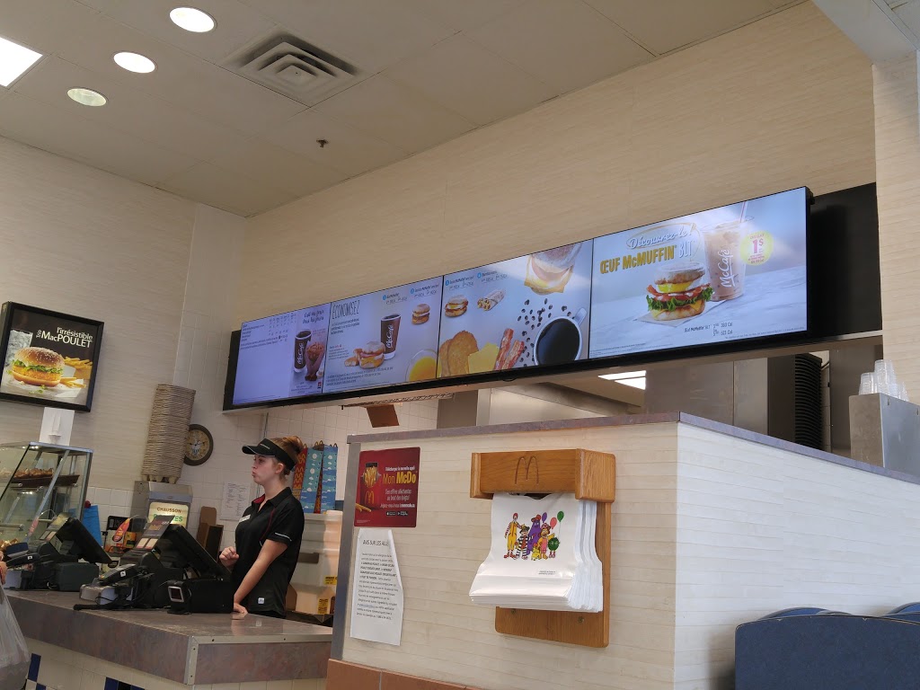 McDonalds | 224 Avenue Joseph Casavant, Québec, QC G1C 7Z3, Canada | Phone: (418) 661-4814