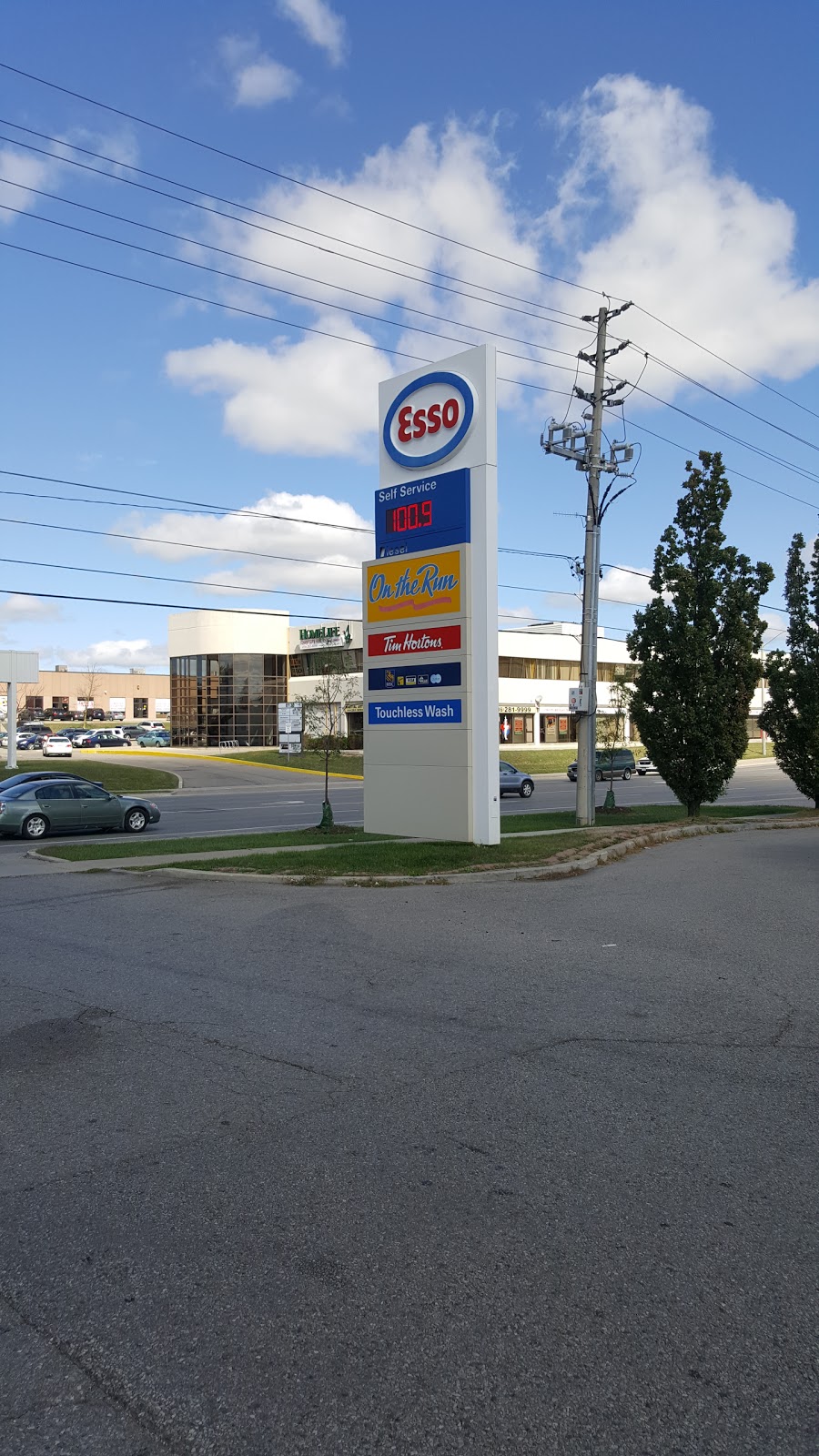 Esso | 1149 Morningside Ave, Scarborough, ON M1B 5J3, Canada | Phone: (416) 283-3662