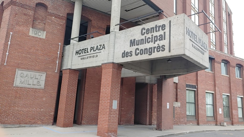 Centre municipal des Congrès | 40 Av du Centenaire, Salaberry-de-Valleyfield, QC J6S 3L6, Canada | Phone: (450) 373-1990