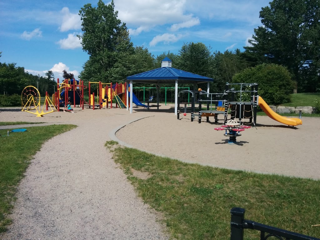 Parc des Semailles | 1100 Boulevard Céloron, Blainville, QC J7C 4Y7, Canada | Phone: (450) 434-5200