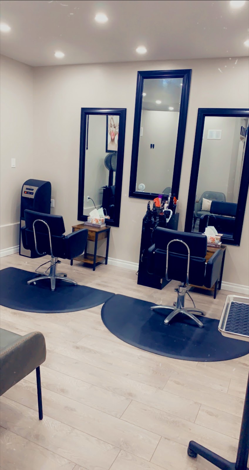 Fatima Salon Ottawa ( Home studio) | 71 Nettle Cres, Ottawa, ON K1T 0W9, Canada | Phone: (613) 617-7450