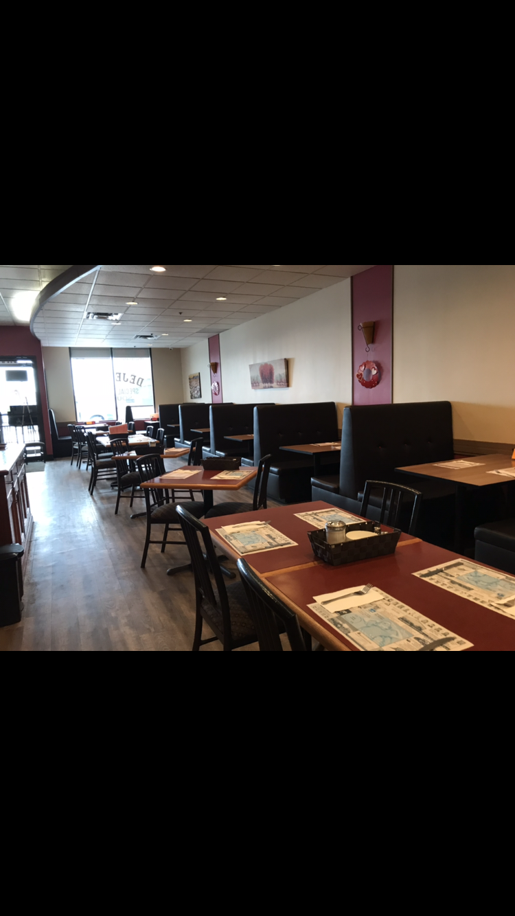 Le Restaurant Du Carrefour | 505 Avenue Béthany, Lachute, QC J8H 4A6, Canada | Phone: (450) 409-3229