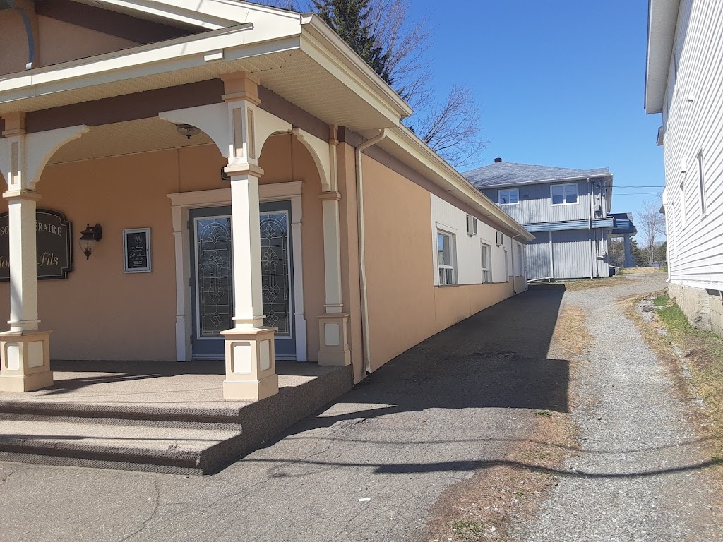 Maison Funeraire JP Morin | 26 Rue de la Frontière E, Rivière-Bleue, QC G0L 2B0, Canada | Phone: (418) 893-5352