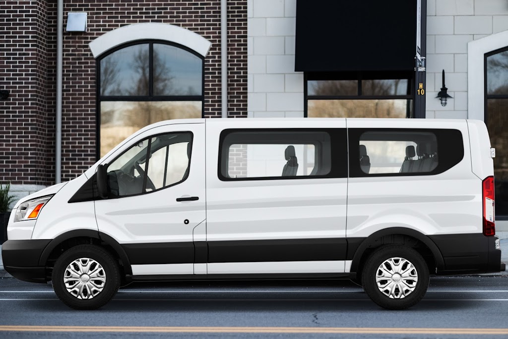 12 Passenger Van Rental | 144 Bullock Dr, Markham, ON L3P 1W2, Canada | Phone: (416) 844-7426