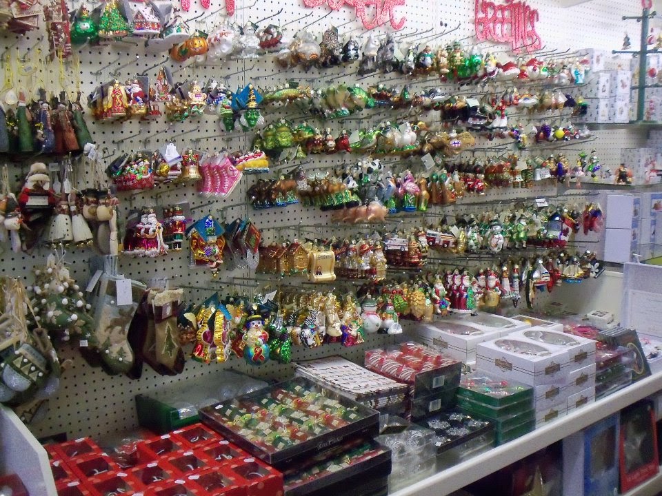 Karlas Christmas Shoppe | 500 Riverside Dr, Clayton, NY 13624, USA | Phone: (315) 686-1906