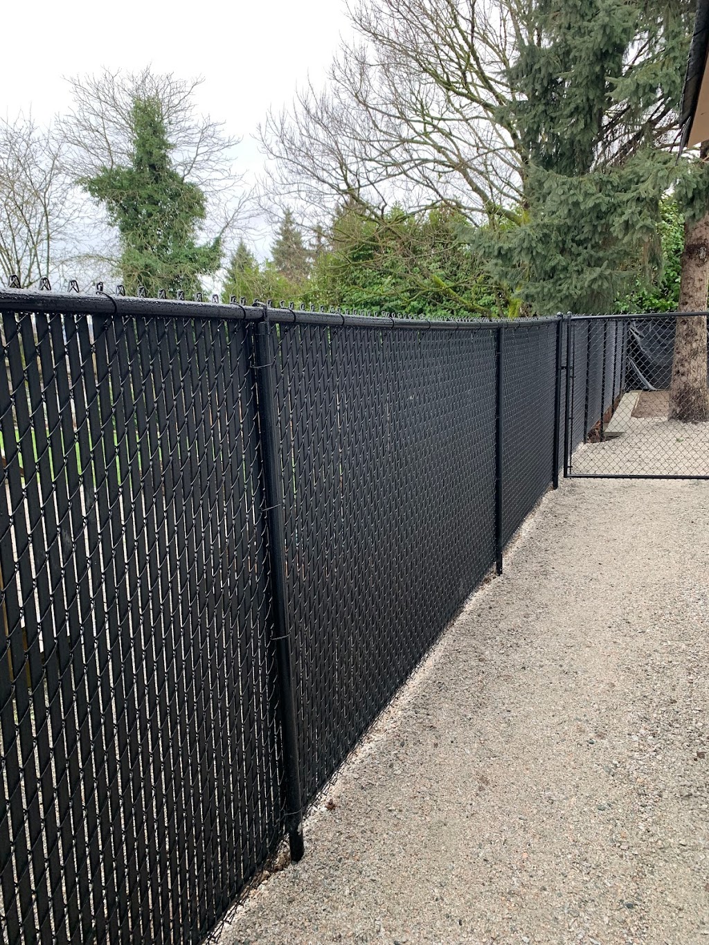 Whiskey Barrel Fencing and Gates | 8654 257a St, Langley Twp, BC V1M 3N4, Canada | Phone: (604) 724-7522