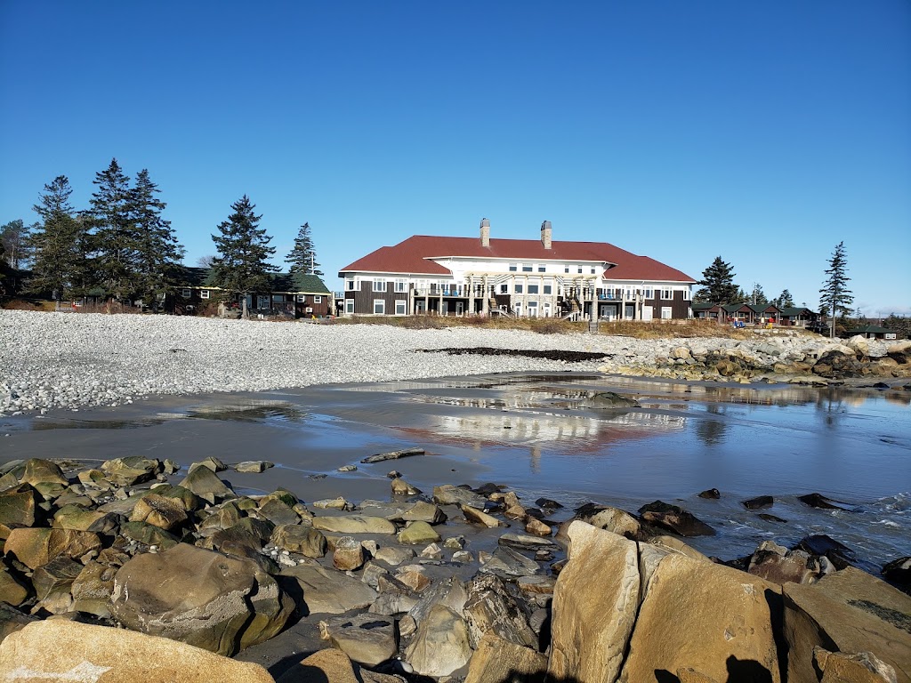 White Point Beach Resort & Golf Club | 75 White Point Beach Resort Rd, Hunts Point, NS B0T 1G0, Canada | Phone: (902) 354-2711