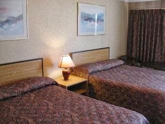 A-1 Motel | 7895 Lundys Lane, Niagara Falls, ON L2H 1H3, Canada | Phone: (905) 354-6038